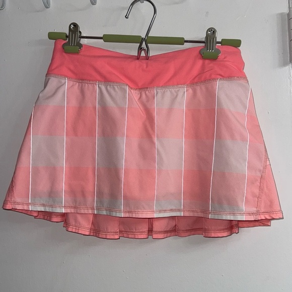 Lululemon Run: Pace Setter Skirt size 4 - Picture 8 of 12